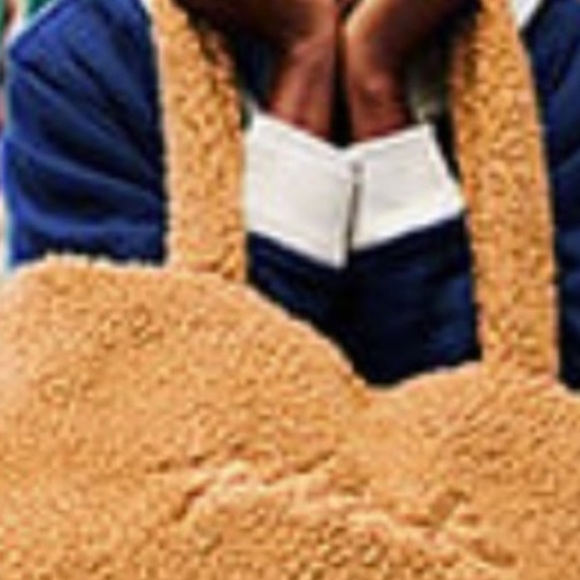 Victoria secret plush tote - Picture 3 of 5